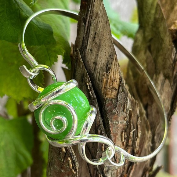 Silver Cuff Bracelet with Green Blown Glass - Picture 3 of 5